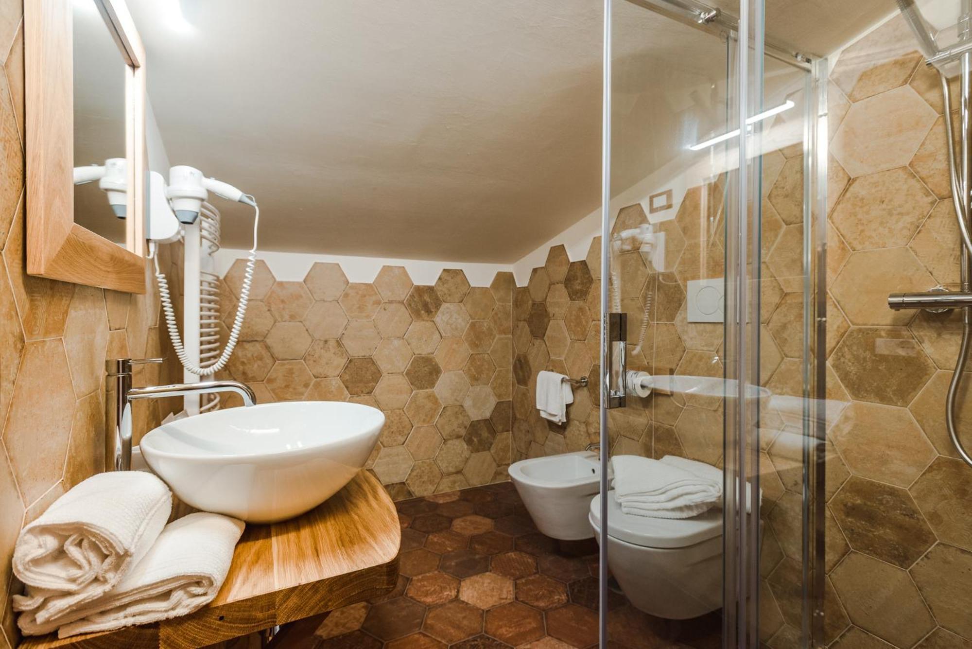 Seguire Le Botti - Agriturismo Cantina Sant'Andrea Borgo Vodice Εξωτερικό φωτογραφία